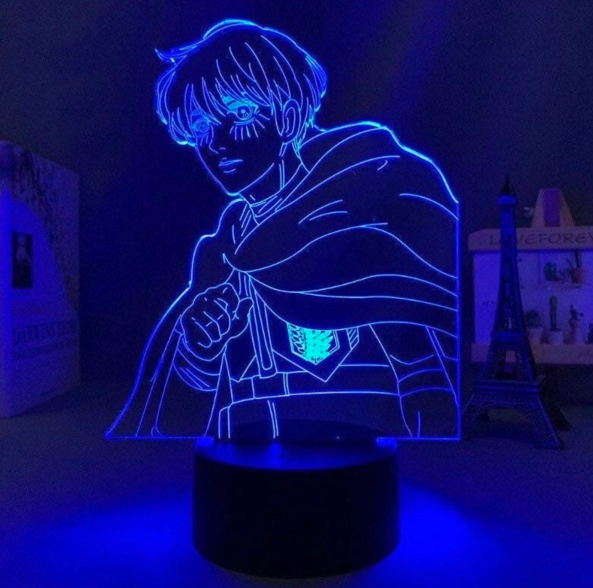 Lampe Armin - L’Attaque des Titans